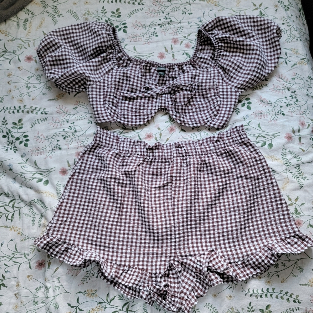 Wild Fable Gingham two-piece set (brown)
